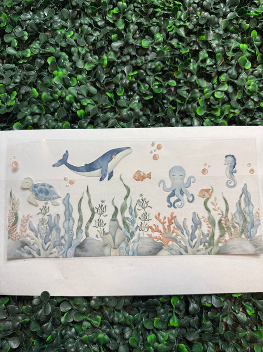 Aquarium sea animal wrap