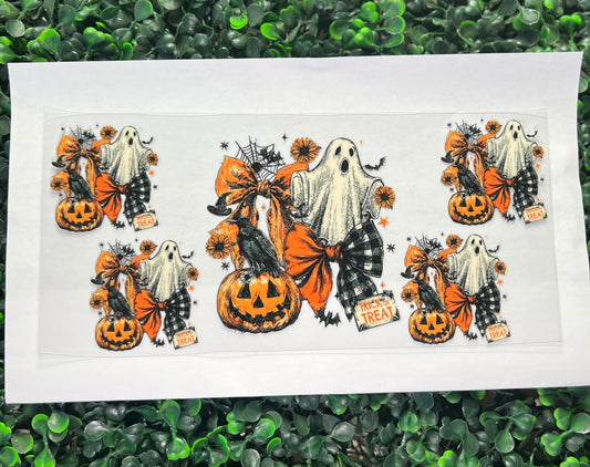 Pumpkin ghosts retro