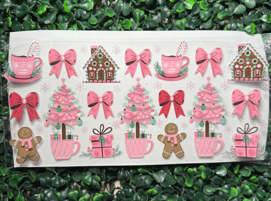 Pink Christmas, gingerbread and bows