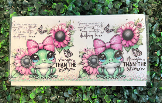 Frog stronger than the storm ￼