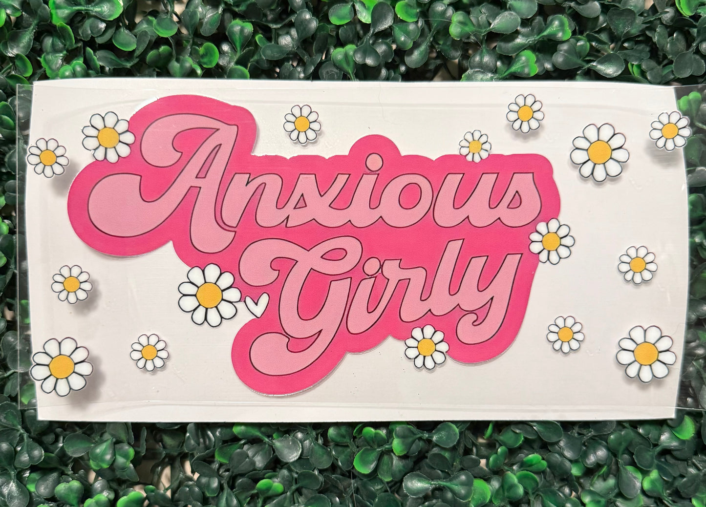 Anxious girly pink with daisies ￼