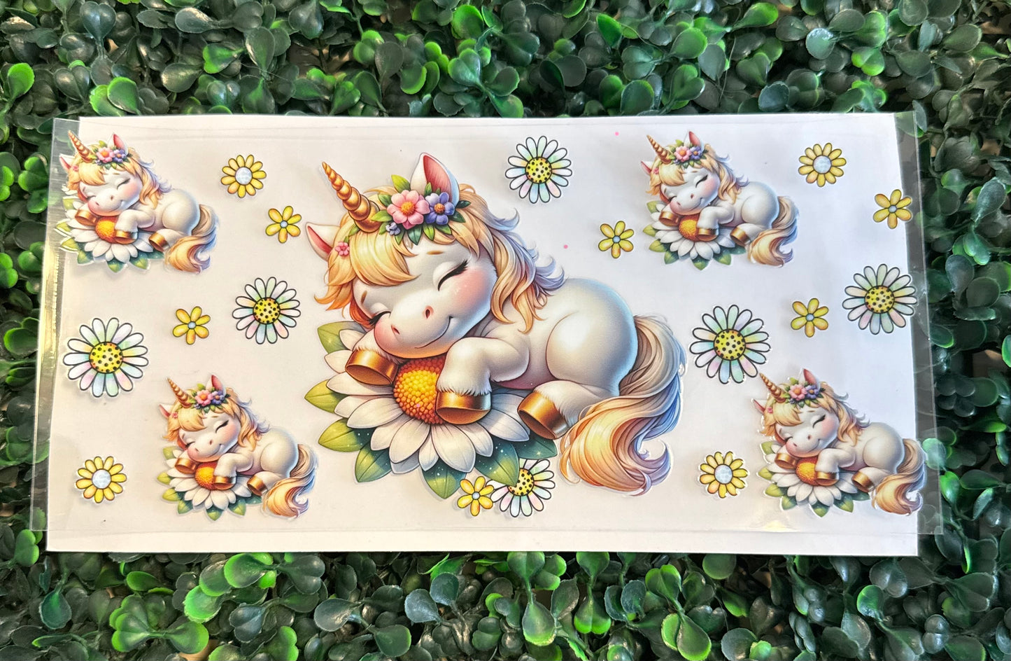 Sleeping unicorn white