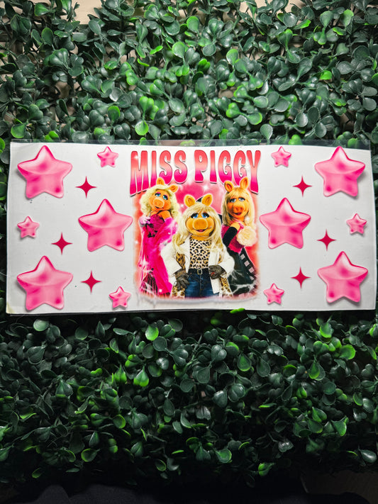 Miss piggy pink star